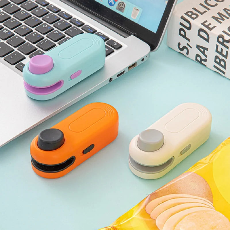 SealSnap -2-in-1 Mini Bag Sealer
