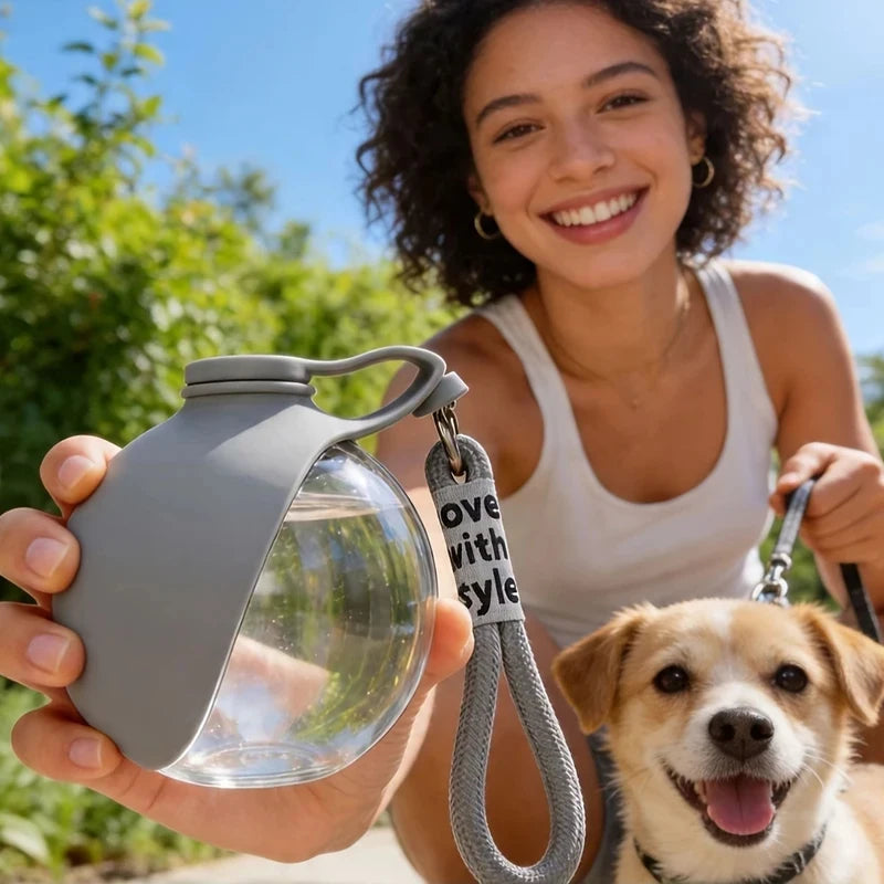Portable 2-in-1 Water Bottle for Dogs Hydratation